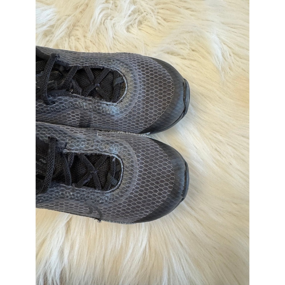 Toddler Nike Air Max 2090 shoes in the Black/Anthracite-Wolf grey size 9 - Picture 2 of 8